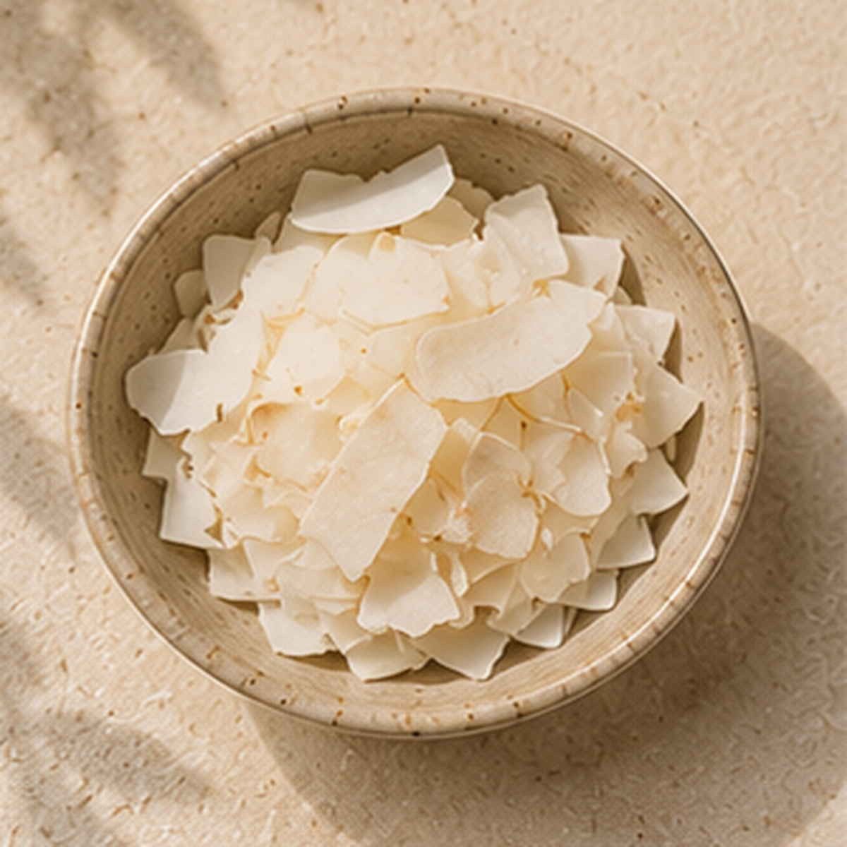 Coconut flakes